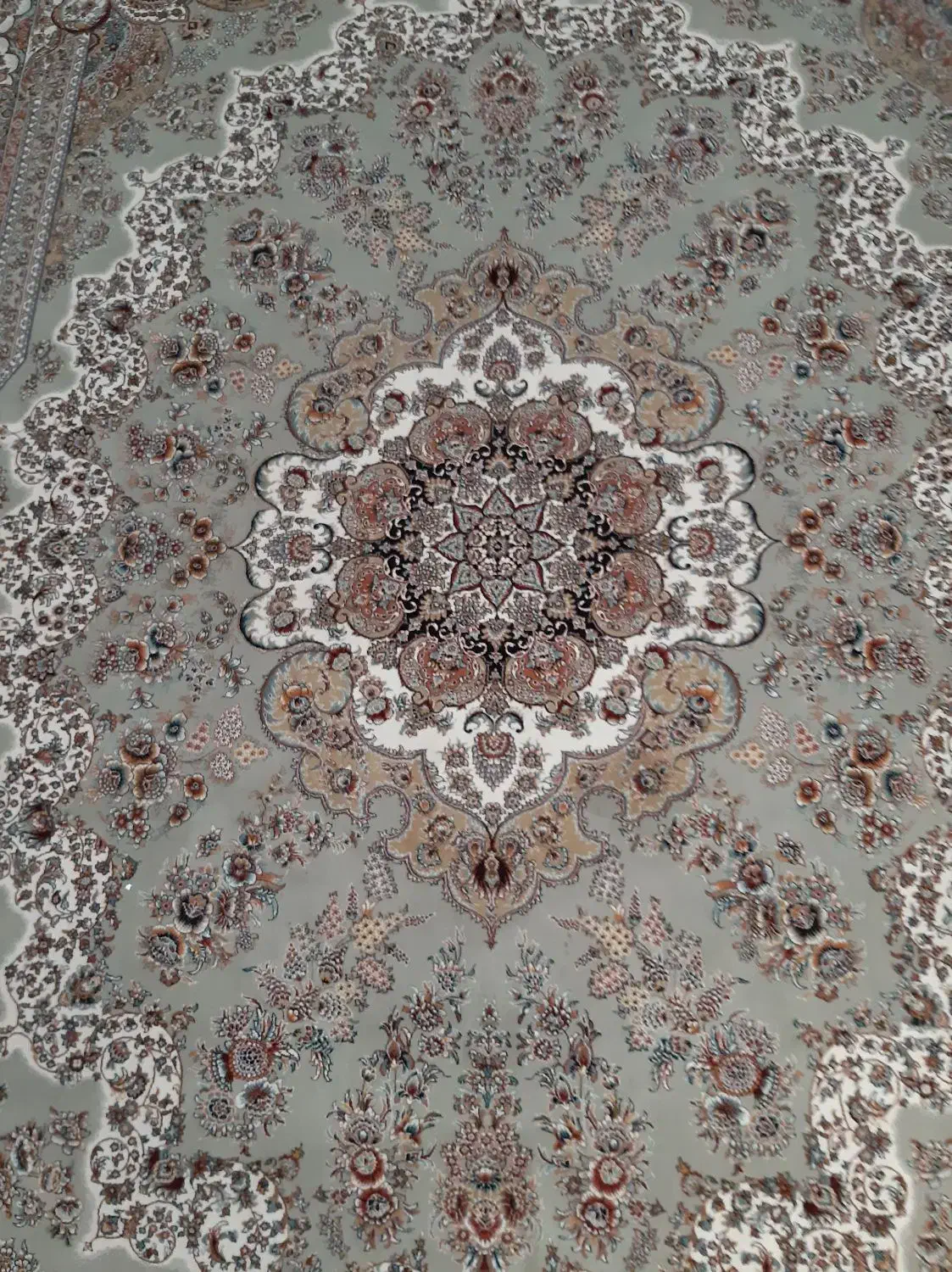 فرش۹متری یک تخته درحدنونو|فرش|قم, منبع آب|دیوار