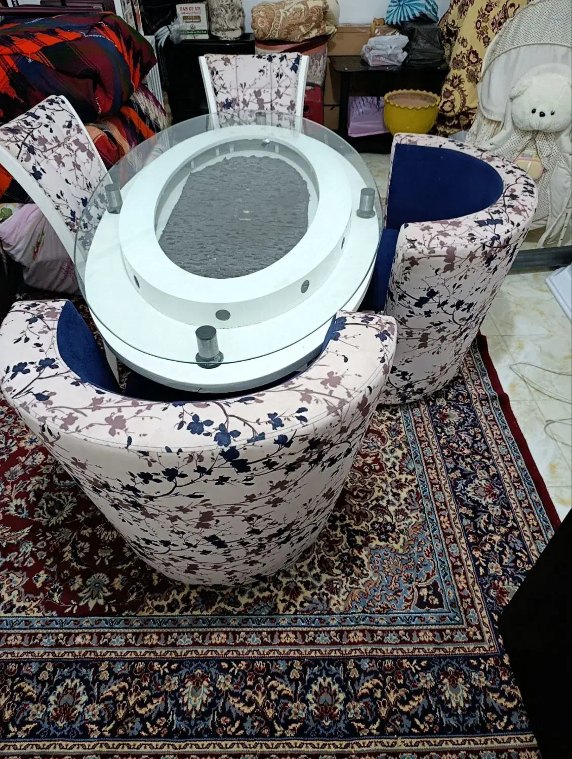 میز ناهار خوری کاملا نو|میز و صندلی غذاخوری|مهران (ایلام), |دیوار