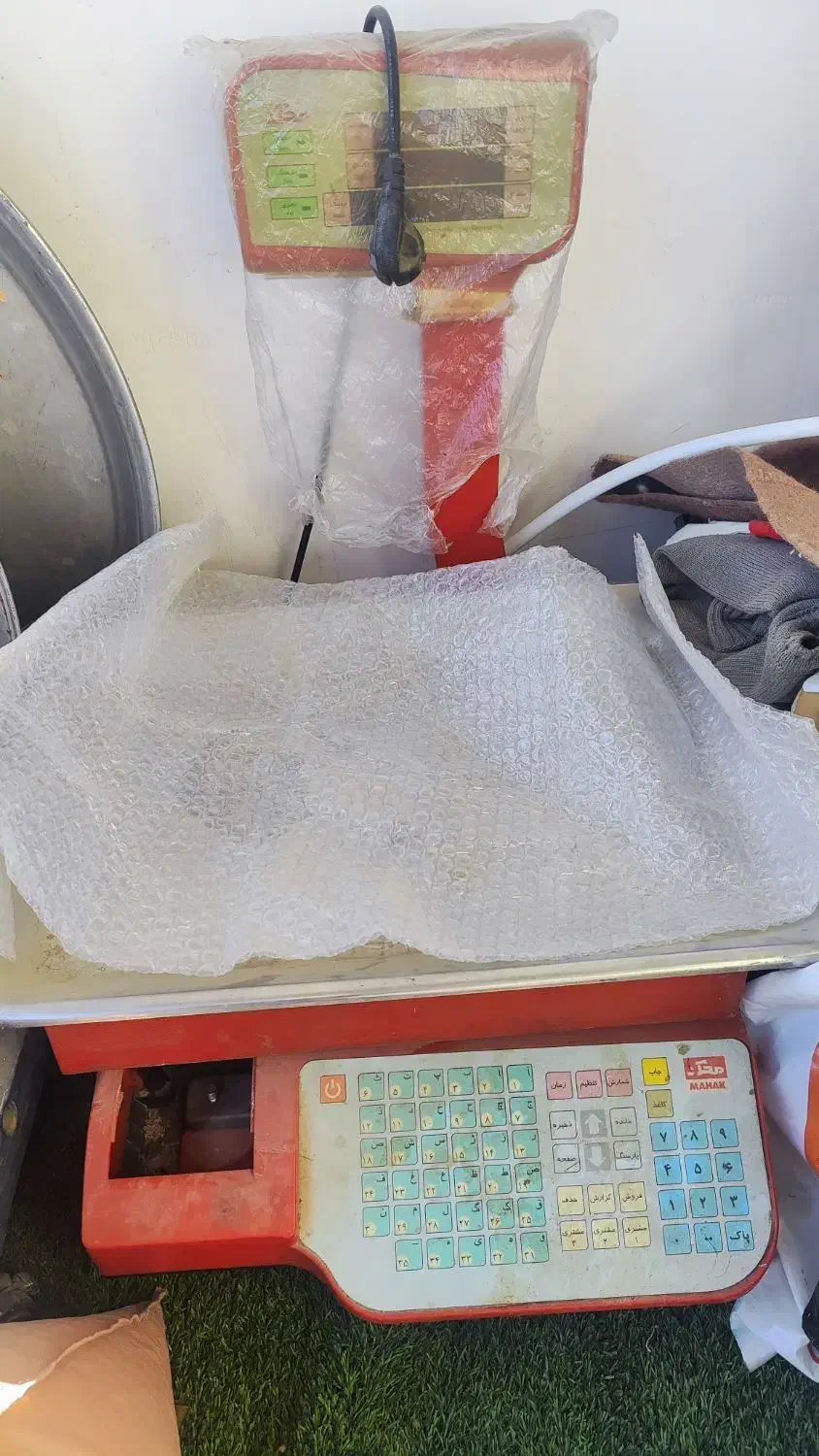 ترازو و جوجه گردان 6سیخ|کافی‌شاپ و رستوران|شاندیز, |دیوار