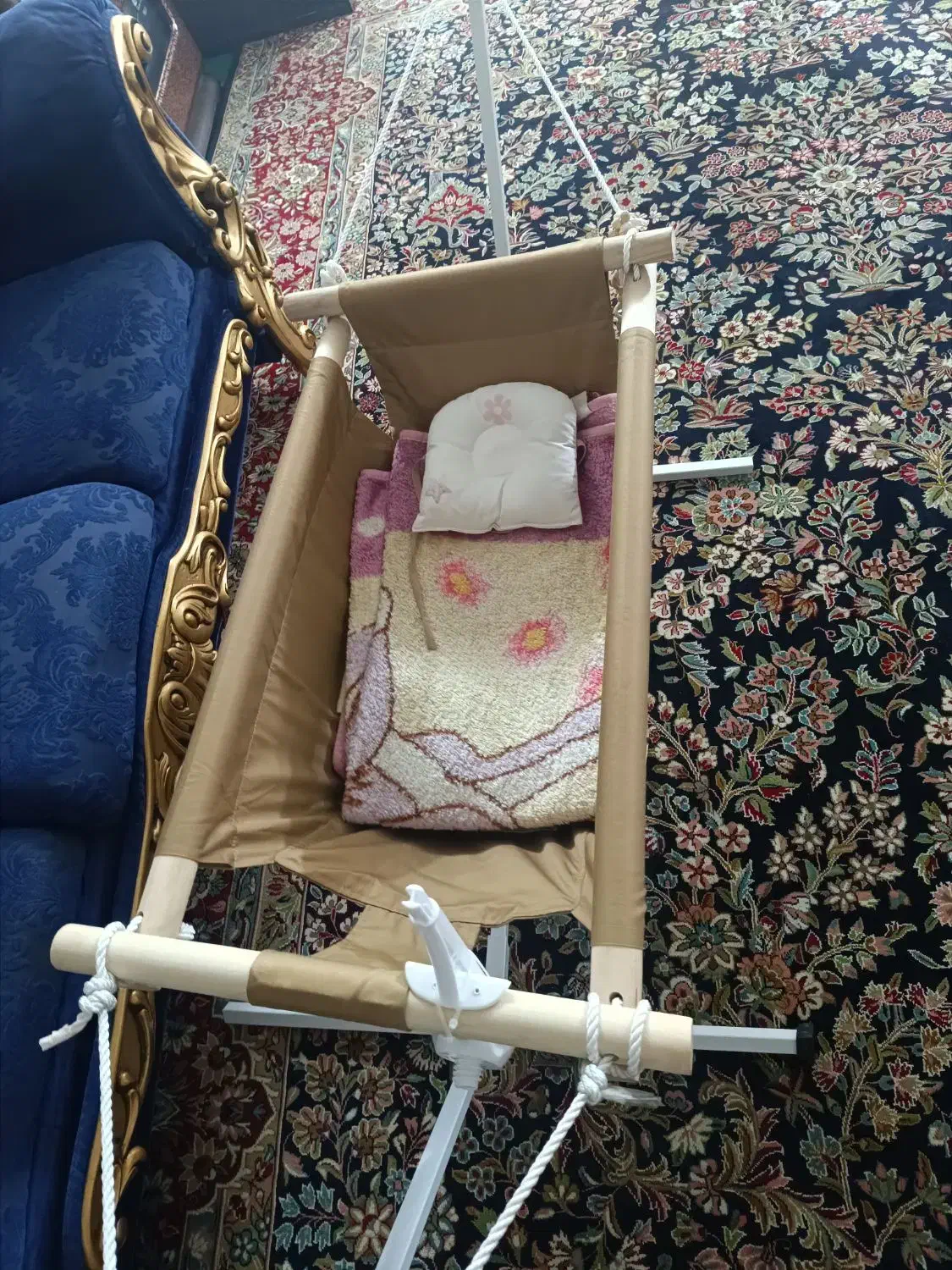 بانوج. گهواره.  قیمت 2/800|اسباب و اثاث بچه|مشهد, انقلاب|دیوار