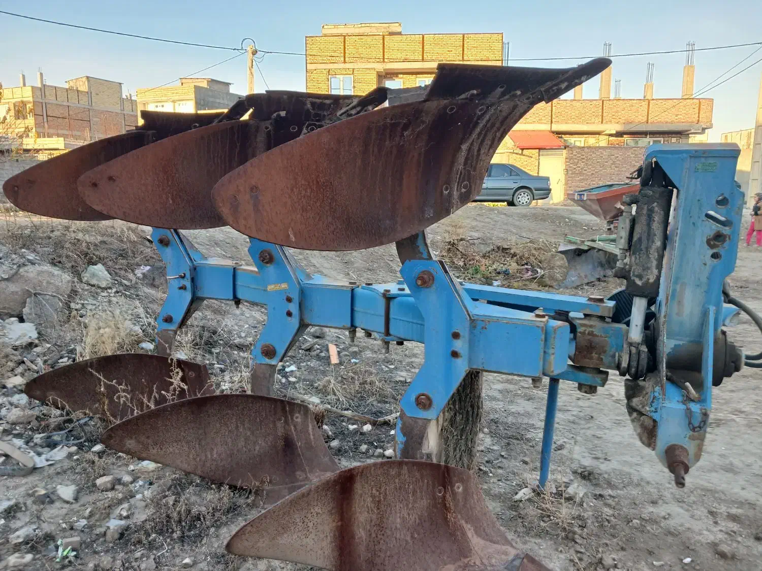 این دو دستگاه کشاورزی بفروش می رسد قیمت توافقی است|ماشین‌آلات صنعتی|قره ضیاالدین, |دیوار