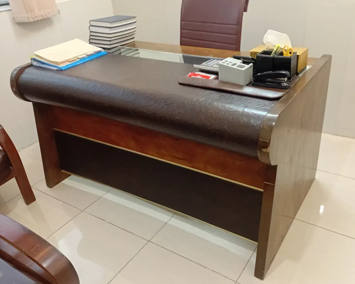 میز اداری|دفتر کار|بروجرد, |دیوار