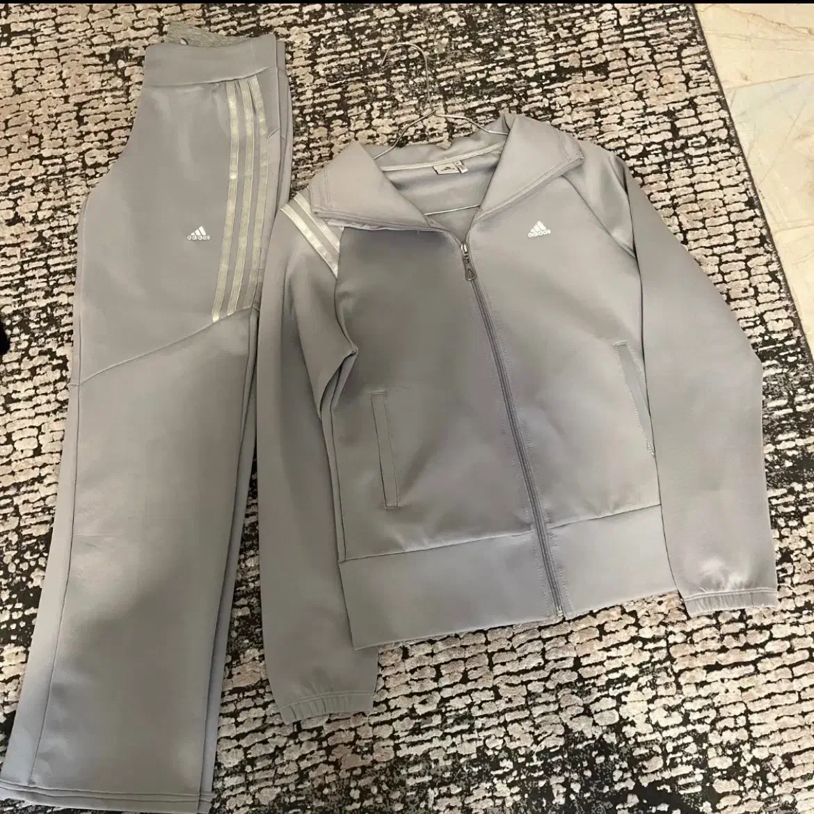 لباس ورزشی دخترانه|کفش و لباس بچه|تهران, علم و صنعت|دیوار