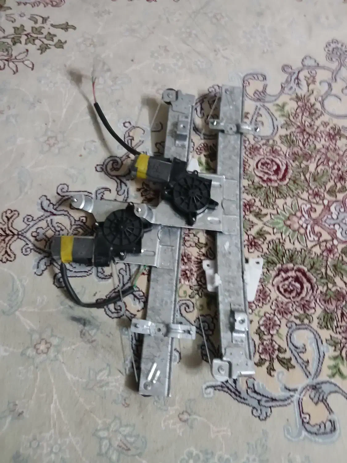 بالابر شیشه جلو پراید|قطعات یدکی و لوازم جانبی|بیرجند, |دیوار