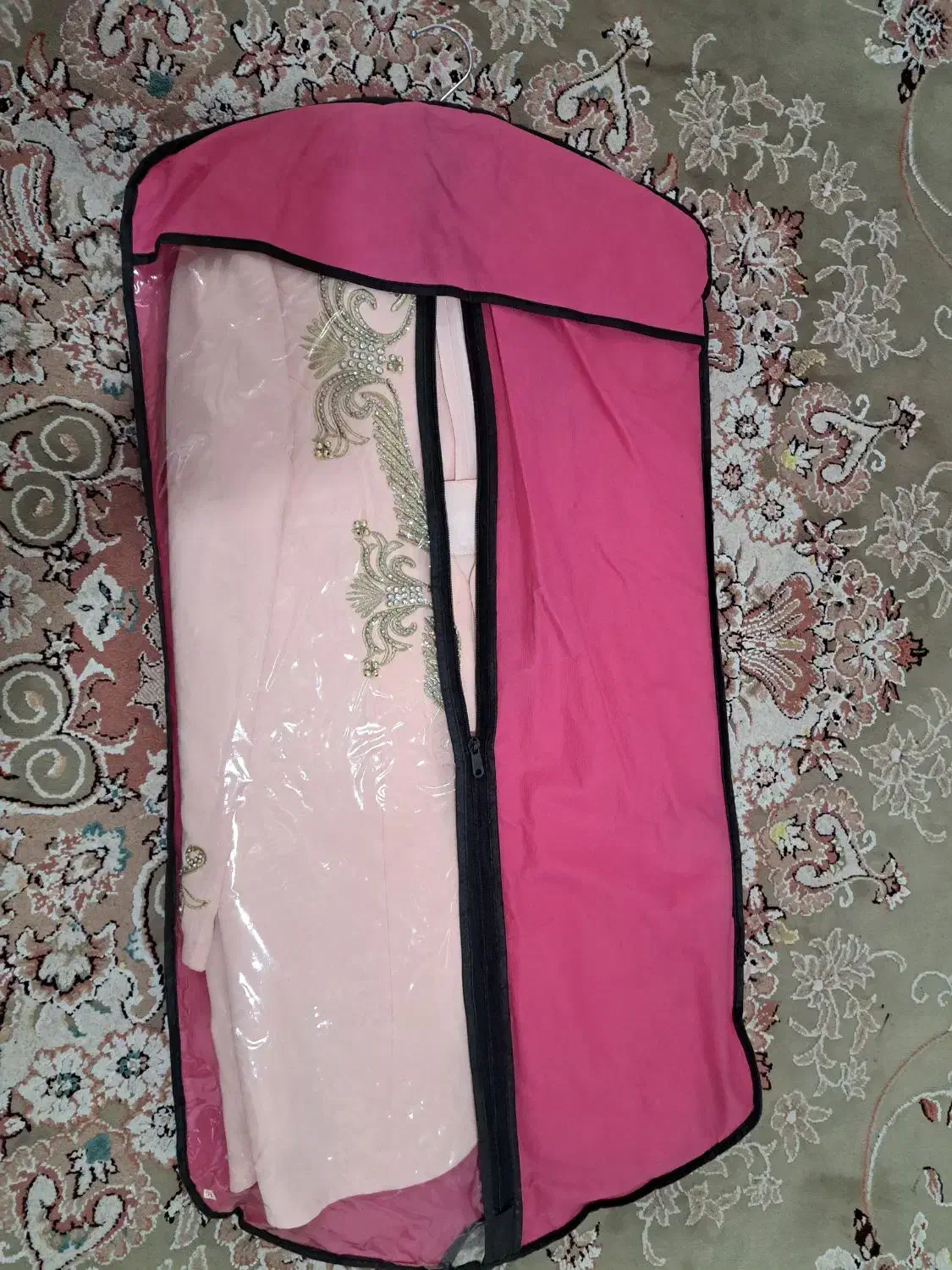 لباس|لباس|نهاوند, |دیوار