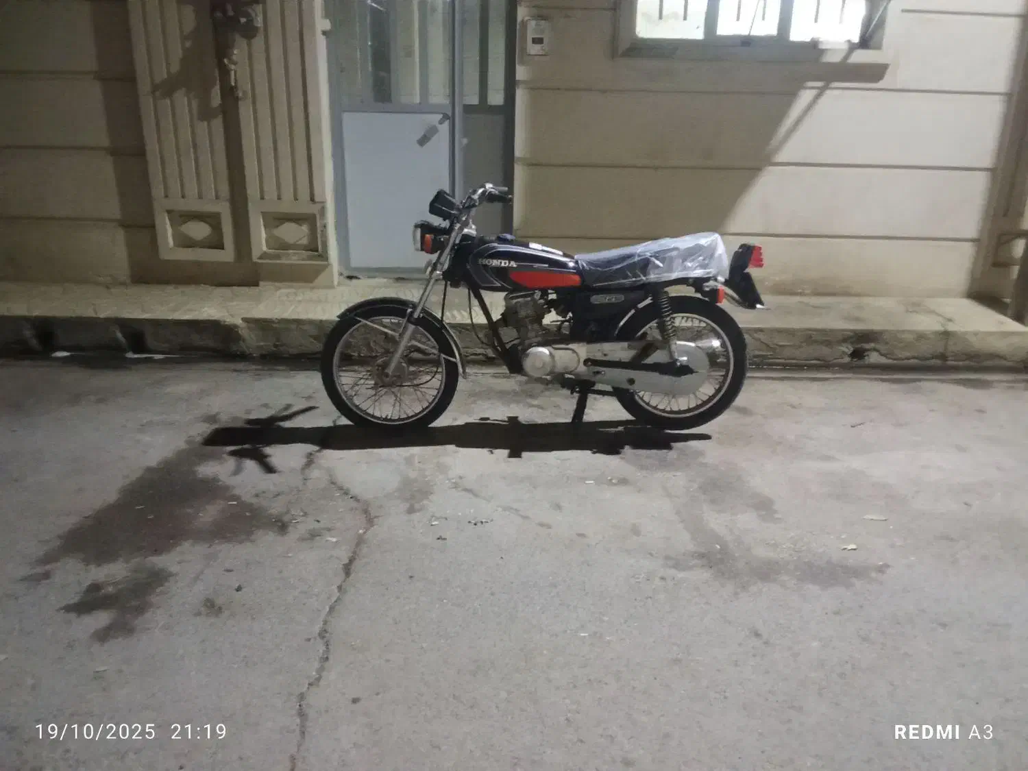 موتور هندا ۱۲۵ عروسک مزایده ای|موتورسیکلت|اراک, |دیوار