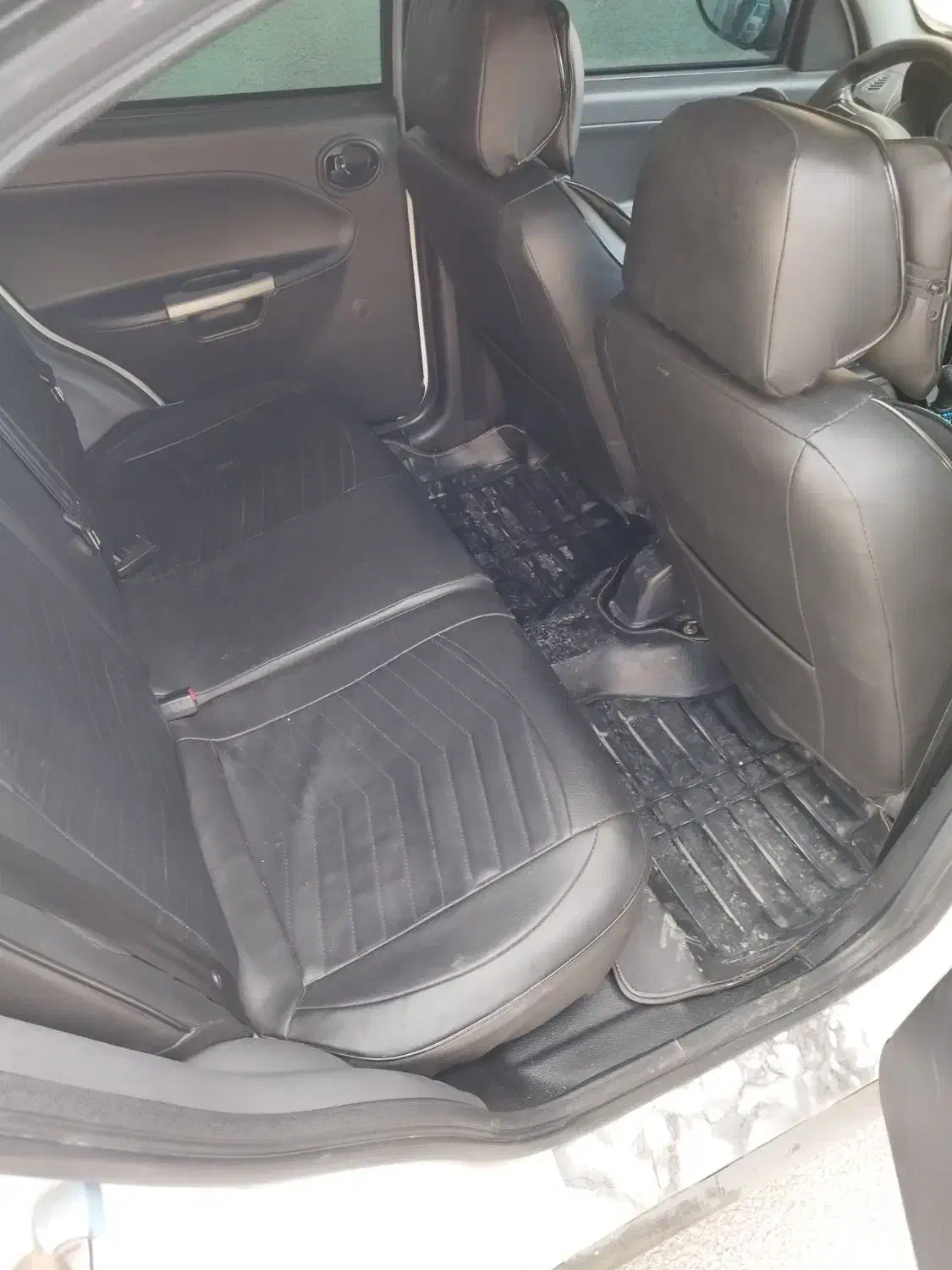 کوییک rsمدل 402|خودرو سواری و وانت|ایوان, |دیوار