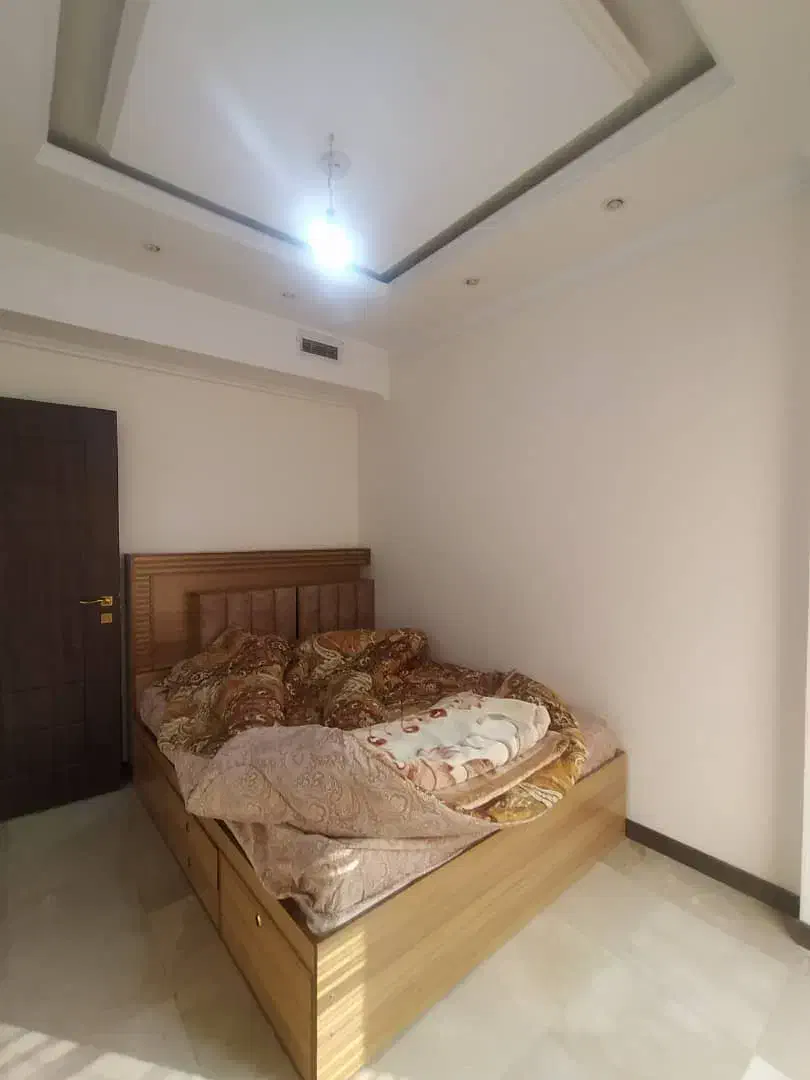 میرداماد شمال/ 75 متر 2 خواب/دونبش نور لوکس و تمیز