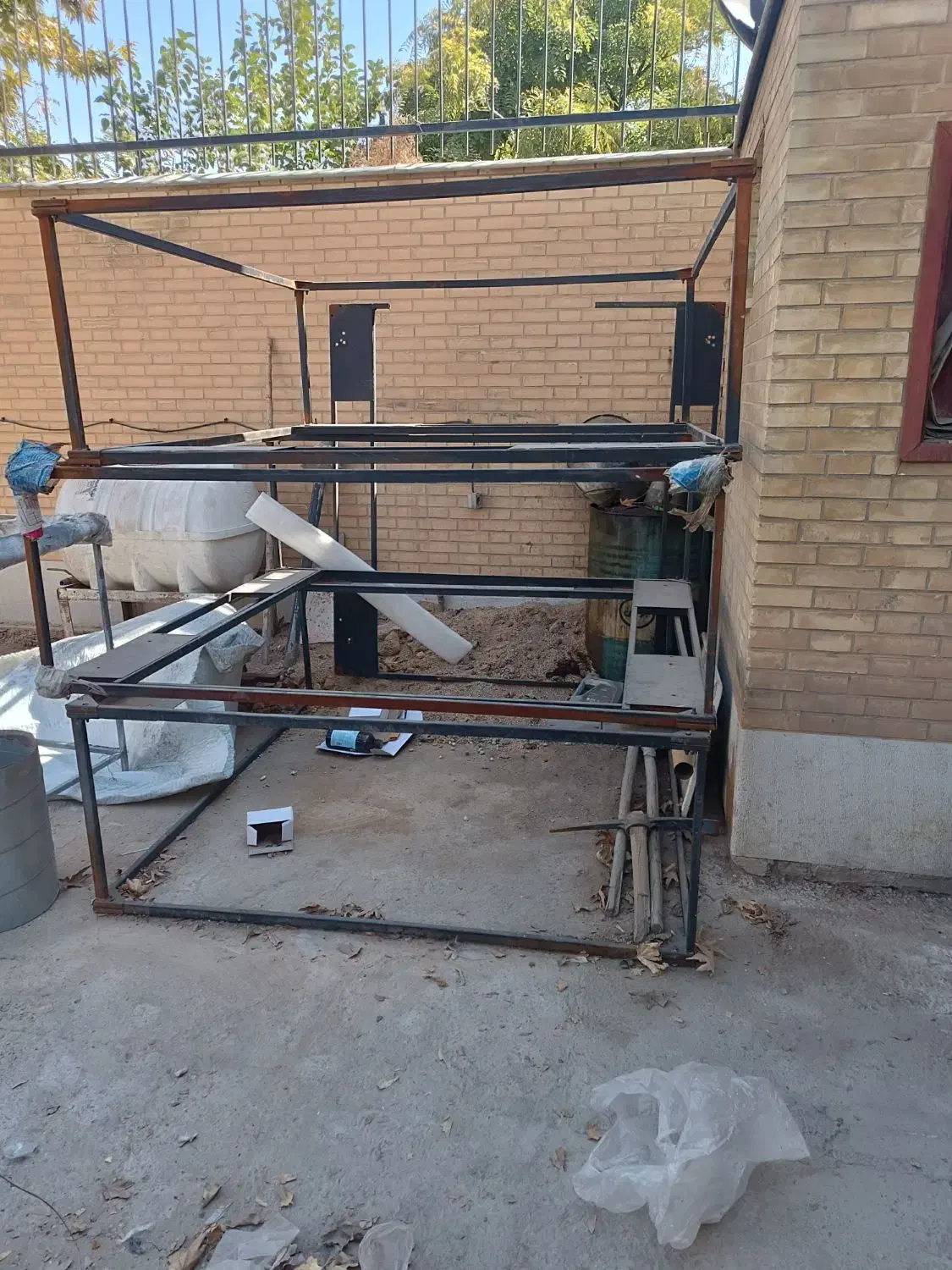 میز آهنی مخصوص تخت قهوه خانه|کافیشاپ و رستوران|شیراز, شهرک مهدیه|دیوار