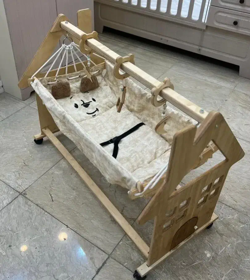 فروش گهواره سنتی|تخت و صندلی بچه|بوکان, |دیوار