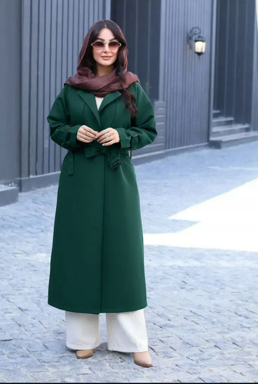 لباس مجلسی|لباس|خسروشاه, |دیوار