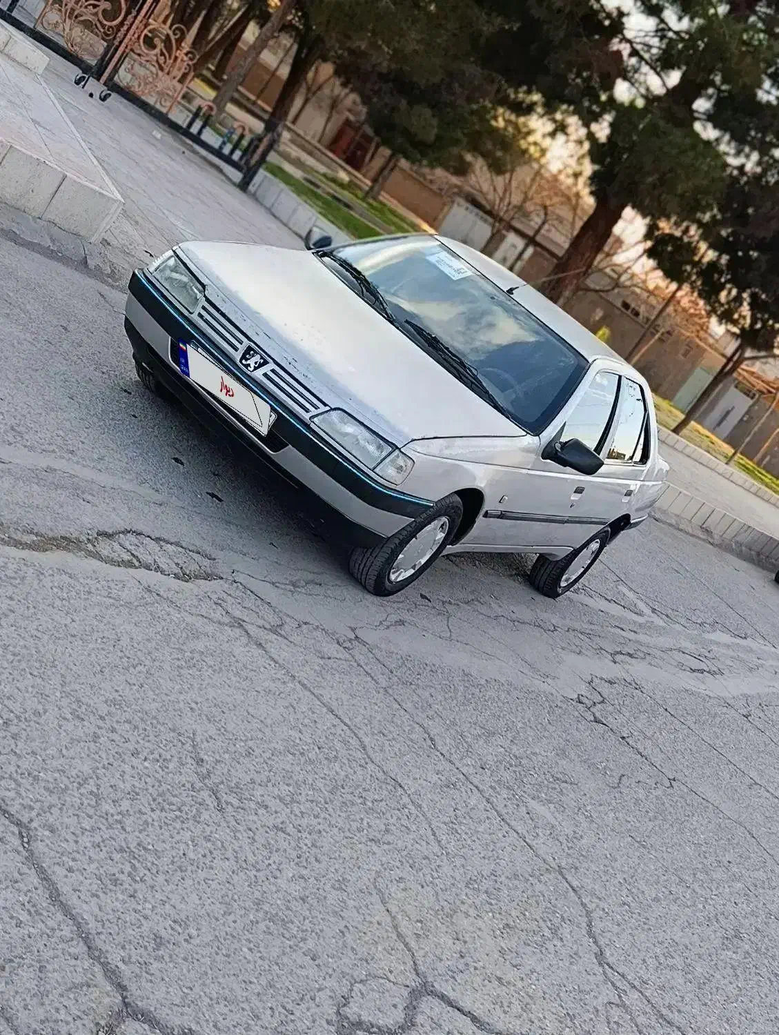 ۴۰۵بدون رنگ خانگی|خودرو سواری و وانت|کرمان, |دیوار