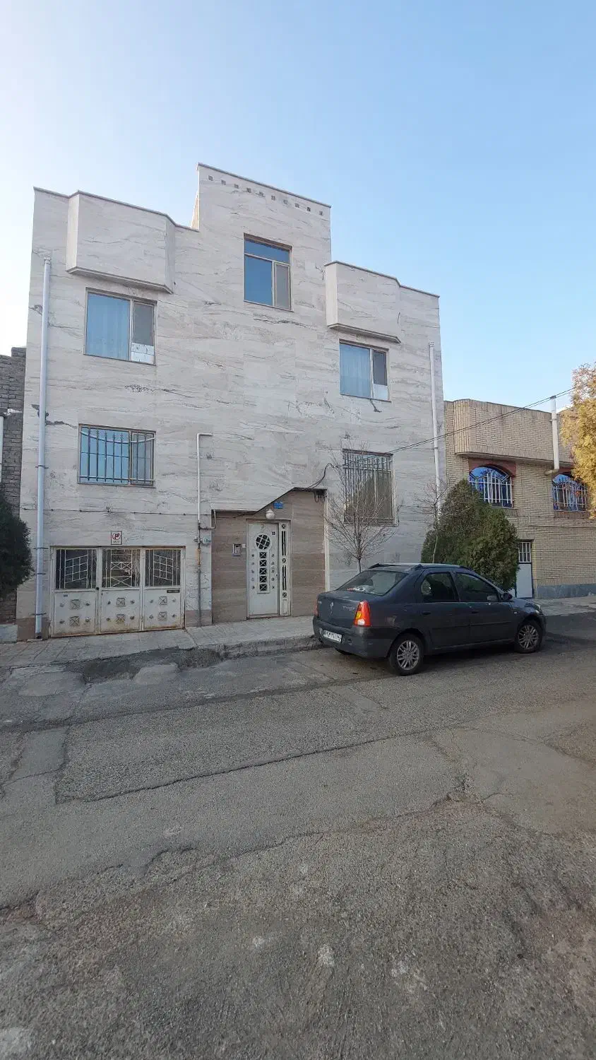 فروش ویلایی ۳طبقه شهرک جهاد(پشت هنرستان دیواندری)|فروش خانه و ویلا|سبزوار, شهرک جهاد|دیوار