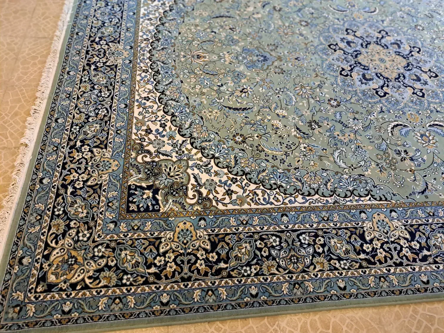 ۳ عدد فرش ۱۲ متری مهستان ۷۰۰ شانه|فرش|بروجرد, |دیوار