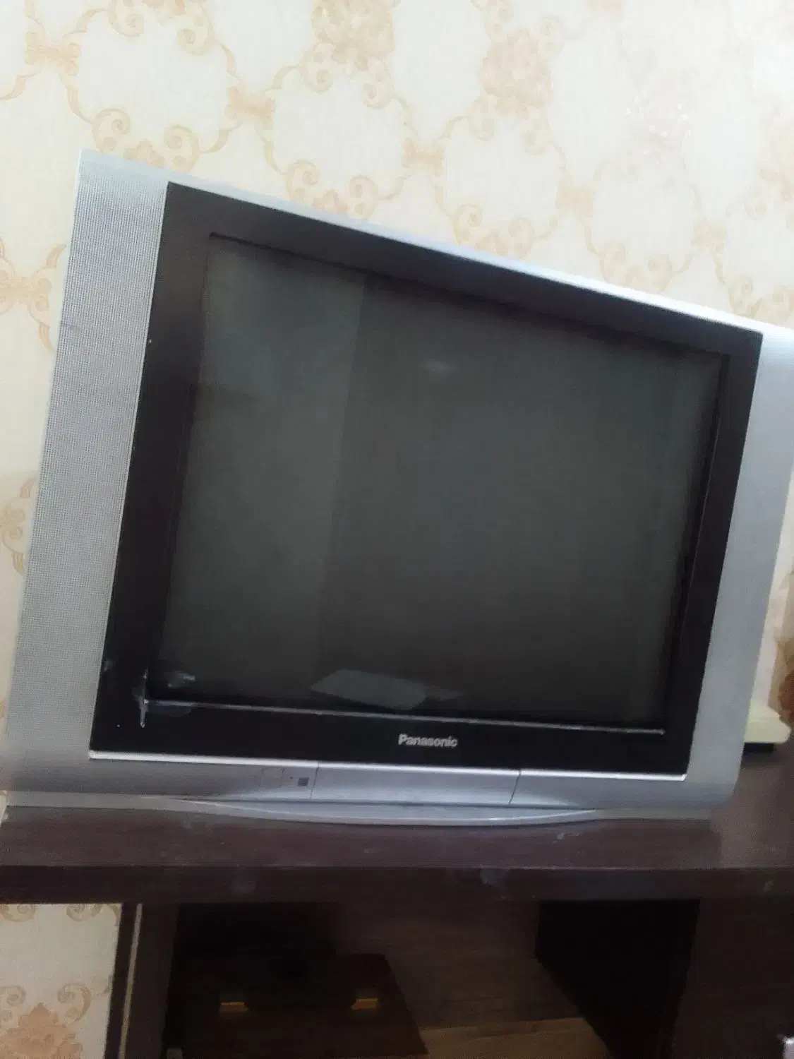 تلویزیون ۲۹اینچ و میز تحریر|میز تحریر و کامپیوتر|شادگان, |دیوار