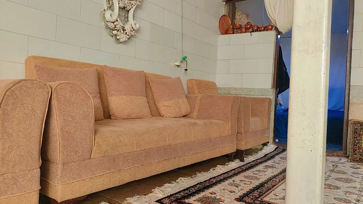 مبل|مبلمان خانگی و میز عسلی|کاشمر, |دیوار