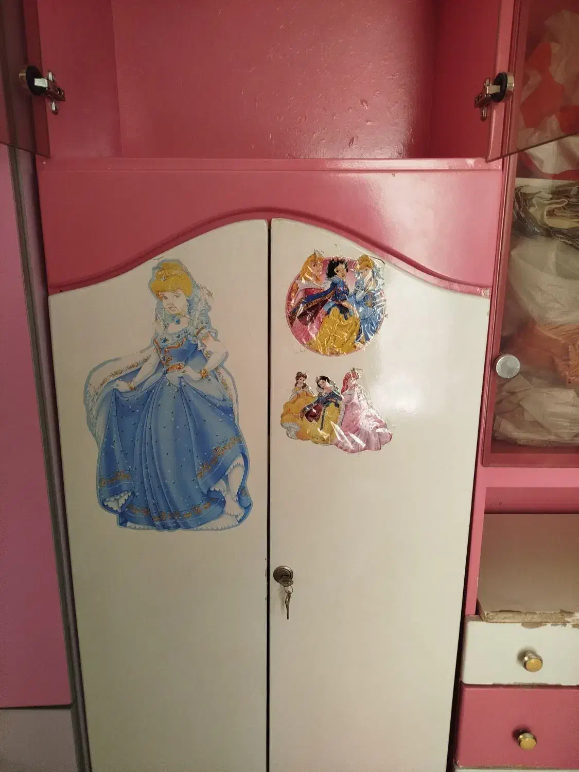 کمد|جاکفشی، کمد، دراور|نظرآباد, رسالت|دیوار