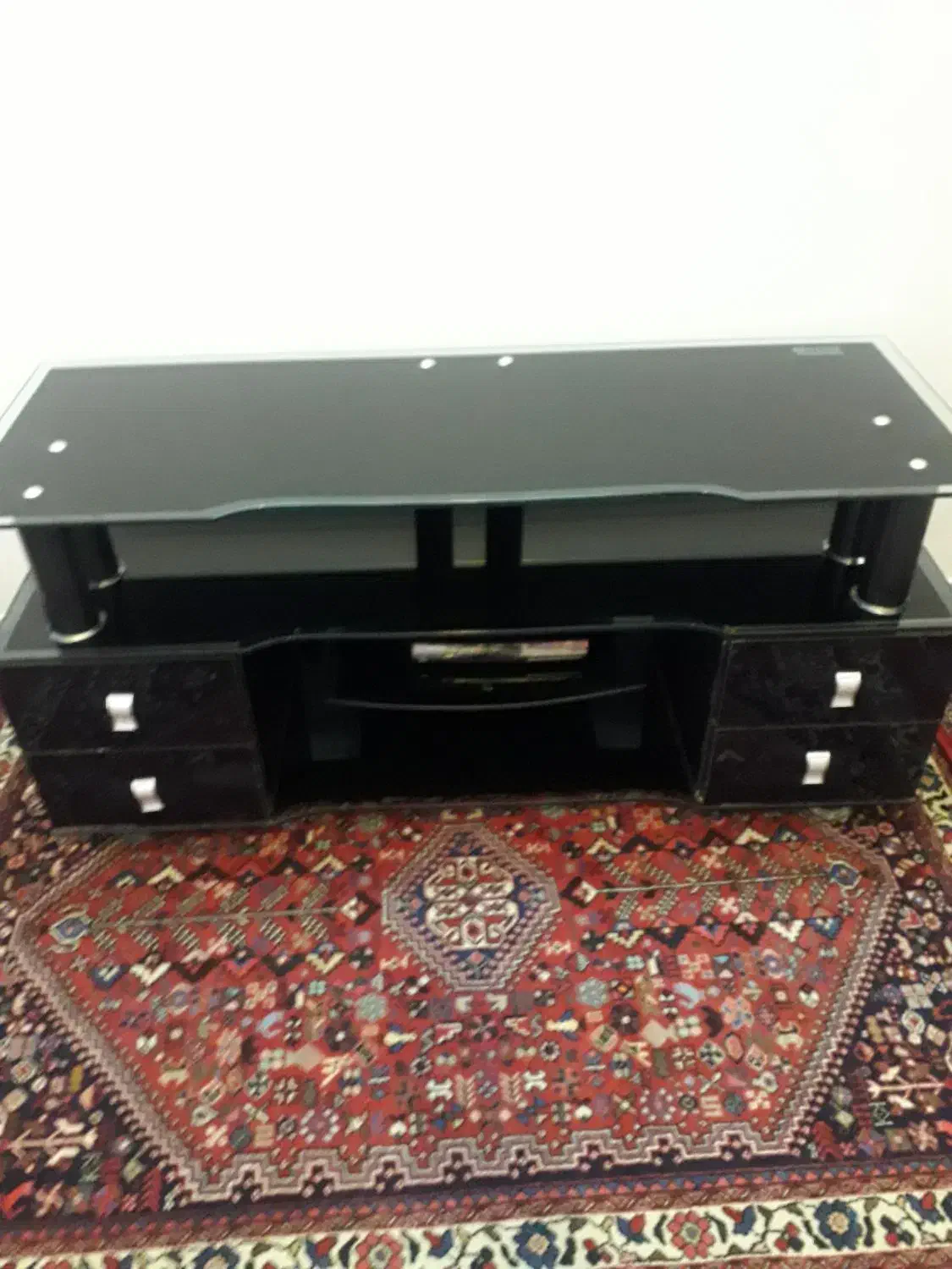 میز شیشه ای و تلوزیون ۱۴سامسونگ|تلویزیون و پروژکتور|آباده, |دیوار