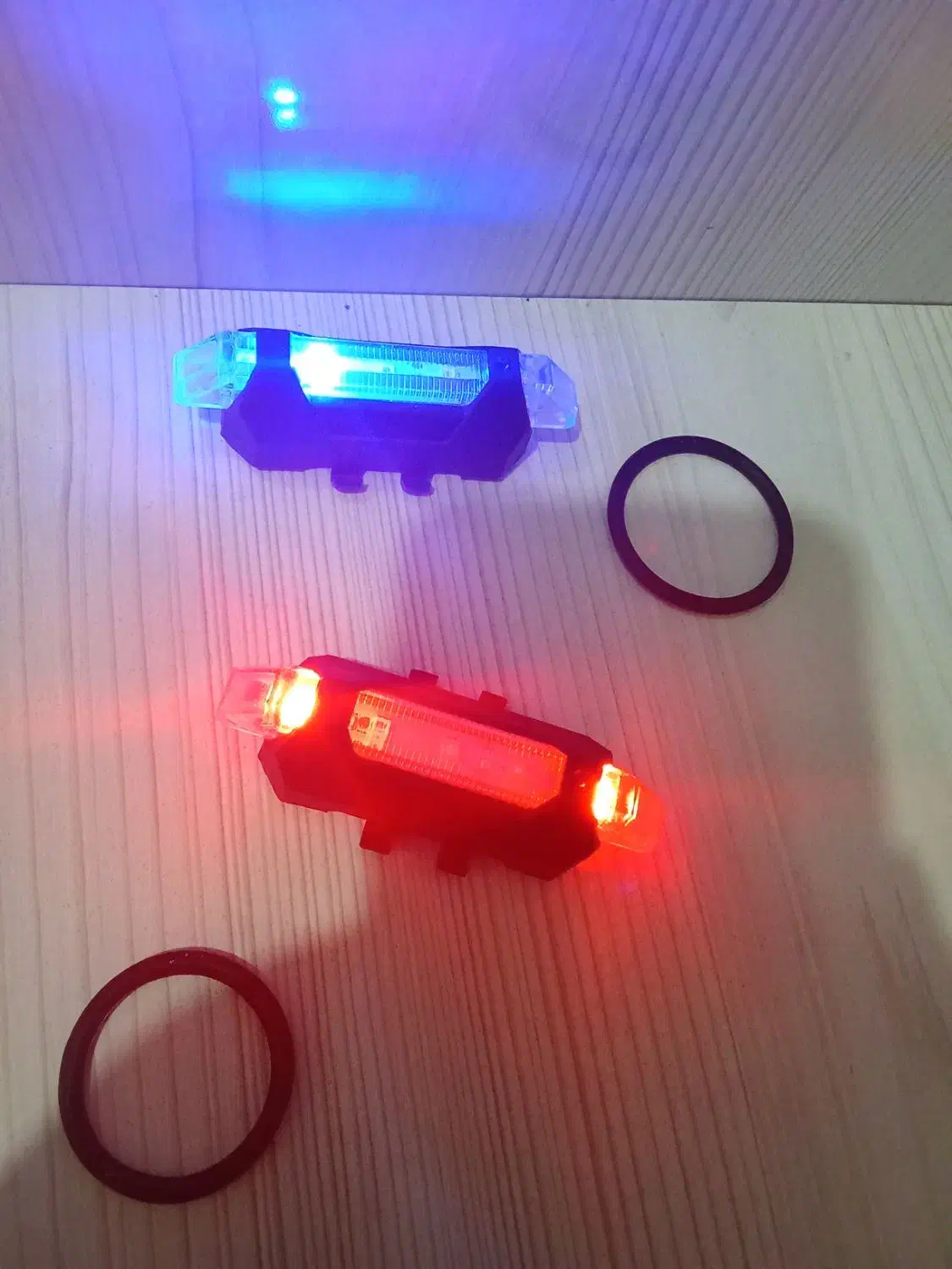 چراغ پلیسی مناسب دچرخه شارژی|قطعات یدکی و لوازم جانبی|نیشابور, شهرک جانبازان|دیوار