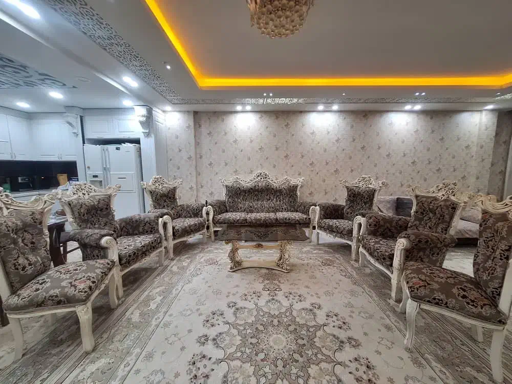 فروش مبل ۹ نفره|مبلمان خانگی و میز عسلی|شیراز, معالی‌آباد|دیوار