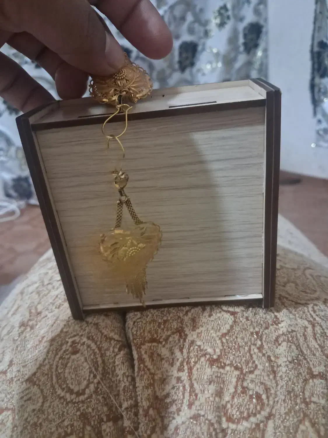 طلا|جواهرات|خاش, |دیوار