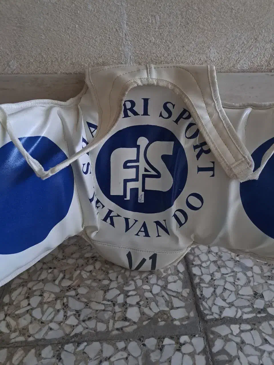 هوگو سایز ۱تا۴وکلاهو لباس ولوازم جانبی تکواندو|تجهیزات ورزشی|اسلامشهر, مظفریه|دیوار