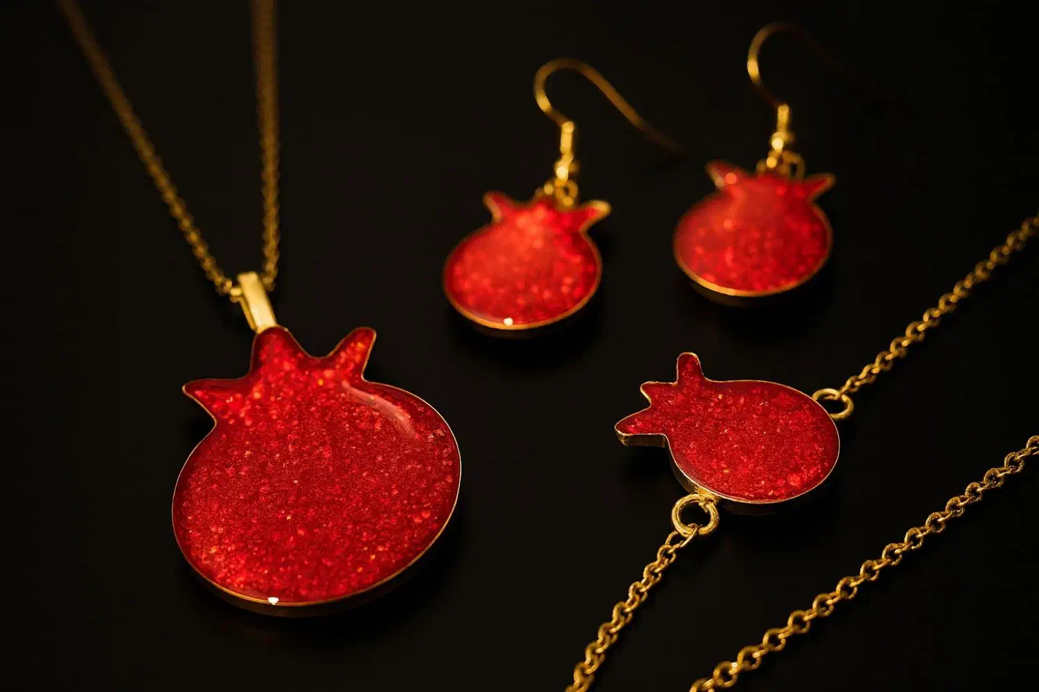 گردنبند ، ست کامل ، انگشتر طرح یلدا و انار|بدلیجات|کرمان, |دیوار