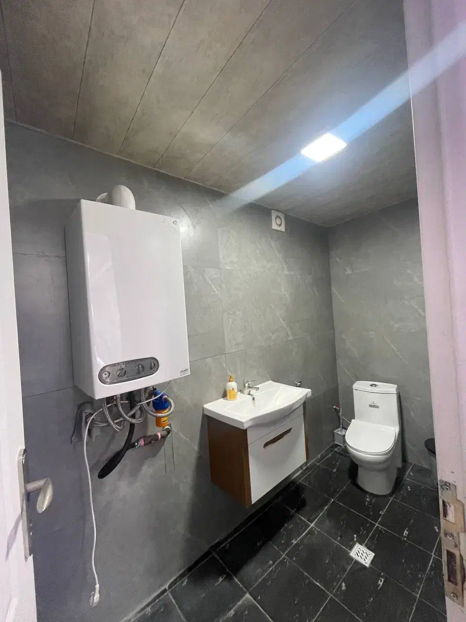 اجاره مغازه ۴۰ متری پلاک یک رودخانه|اجارهٔ مغازه و غرفه|بابلسر, |دیوار