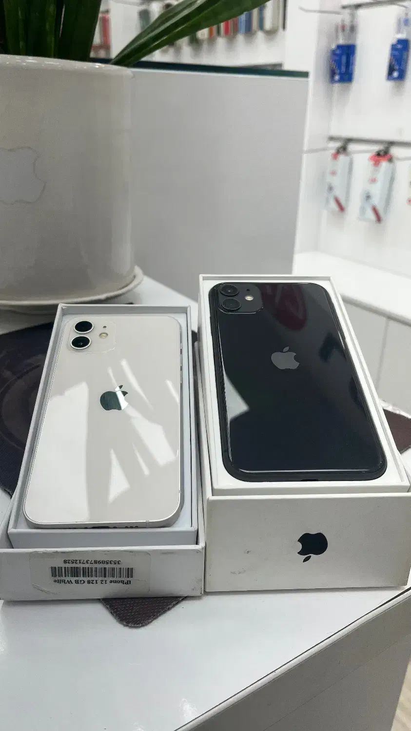 ایفون ۱۱ و ۱۲ نرمال|موبایل|گرگان, |دیوار