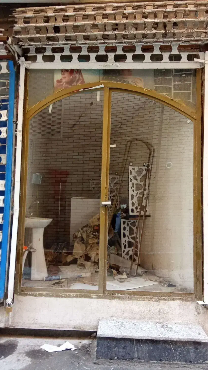 مغازه ( میدان شهرداری سابق)|اجارهٔ مغازه و غرفه|کرمانشاه, |دیوار