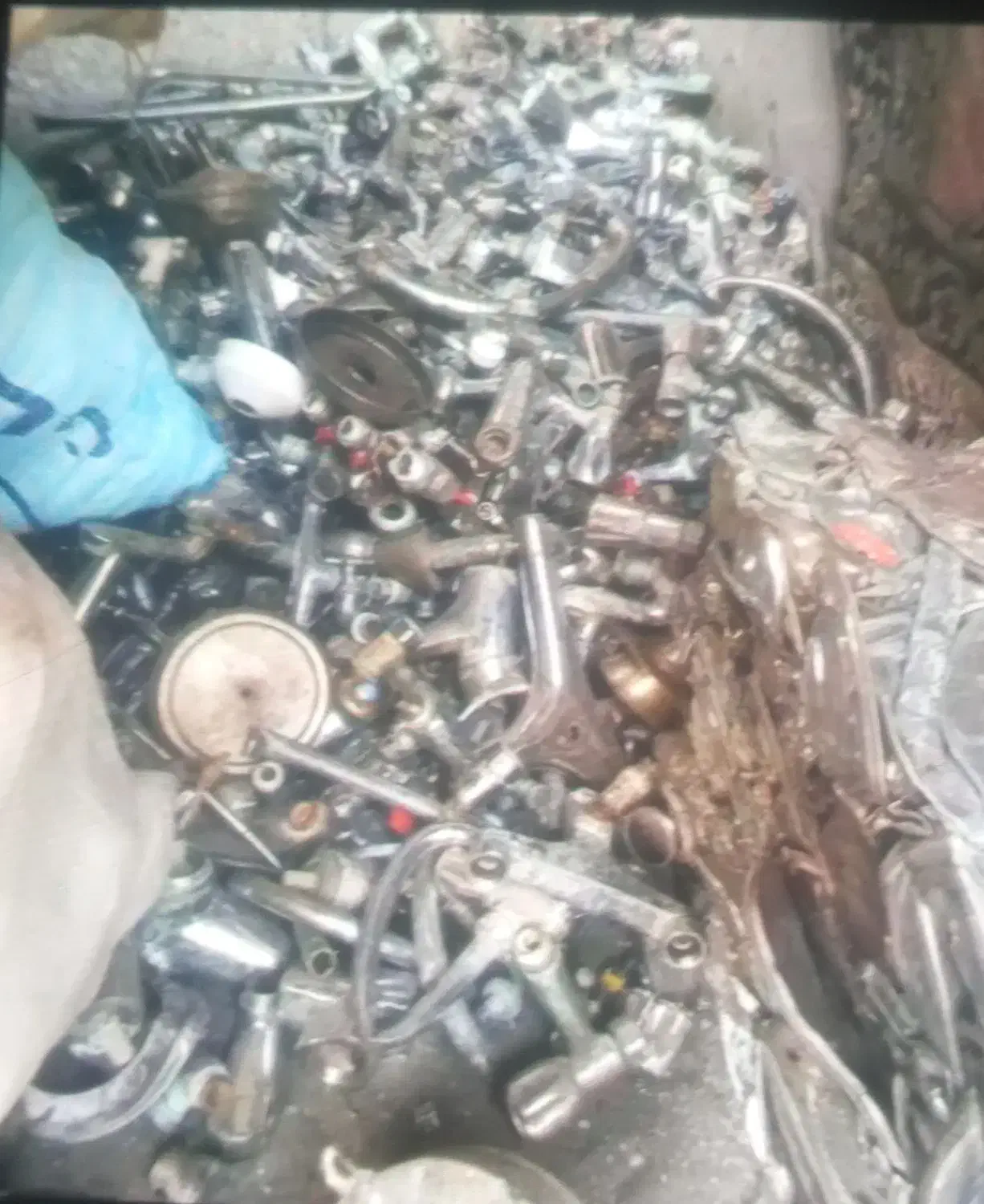 خرید کارتن ضایعات آهن و غیره|خدمات پیشه و مهارت|بهشهر, |دیوار