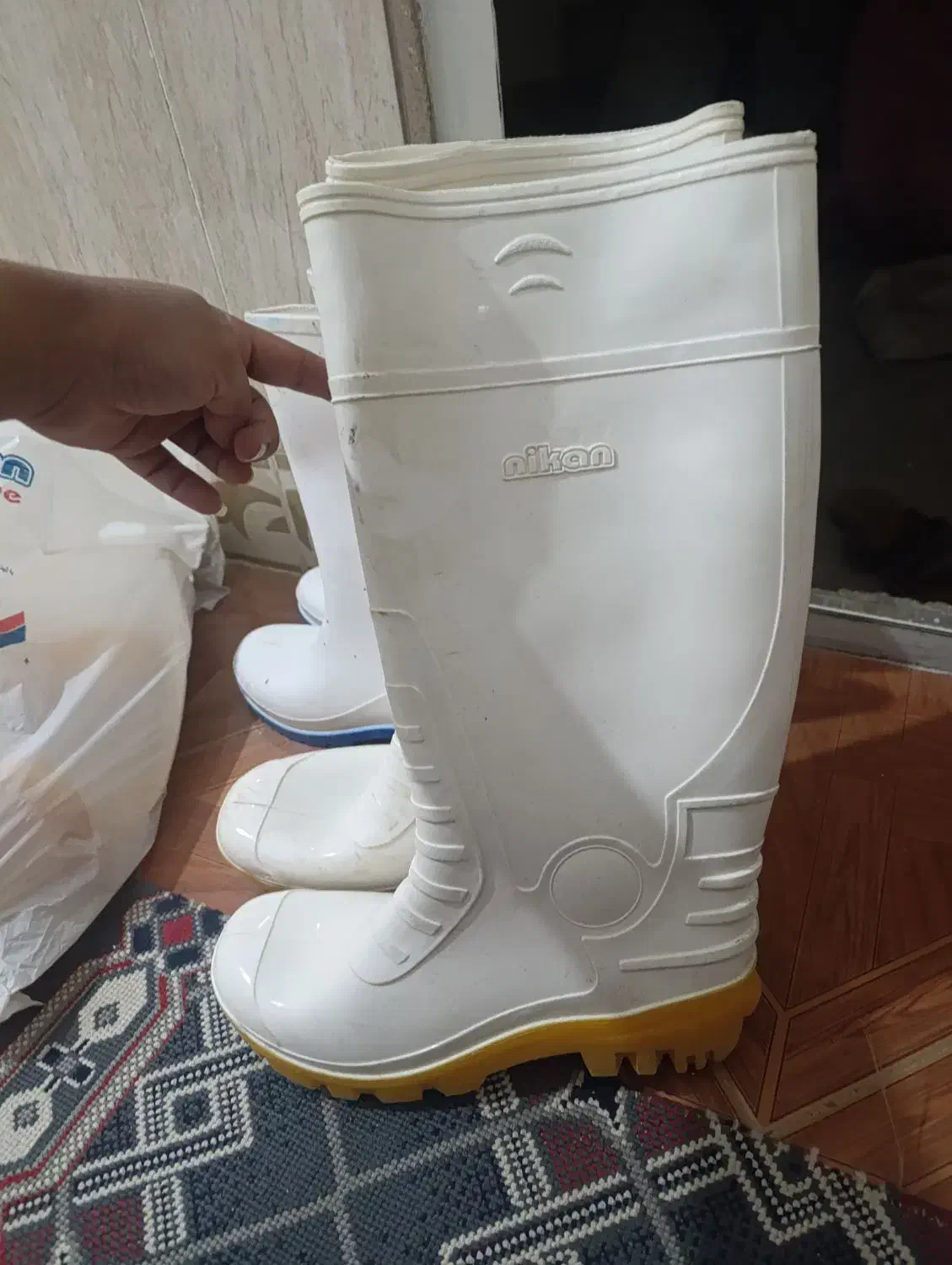 پنج جفت چکمه کار نو|کیف، کفش، کمربند|تربتحیدریه, ترمینال|دیوار