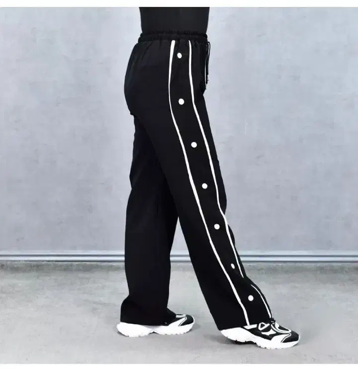 لباس های متفاوت بیرونی ورزشی|لباس|شهریار, شهرک امیریه|دیوار