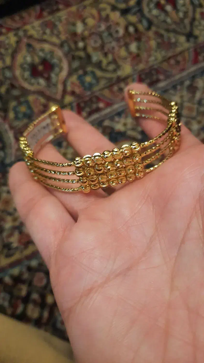 تعدادی بدلیجات به دلیل جمع اوری مغازه|بدلیجات|تبریز, |دیوار