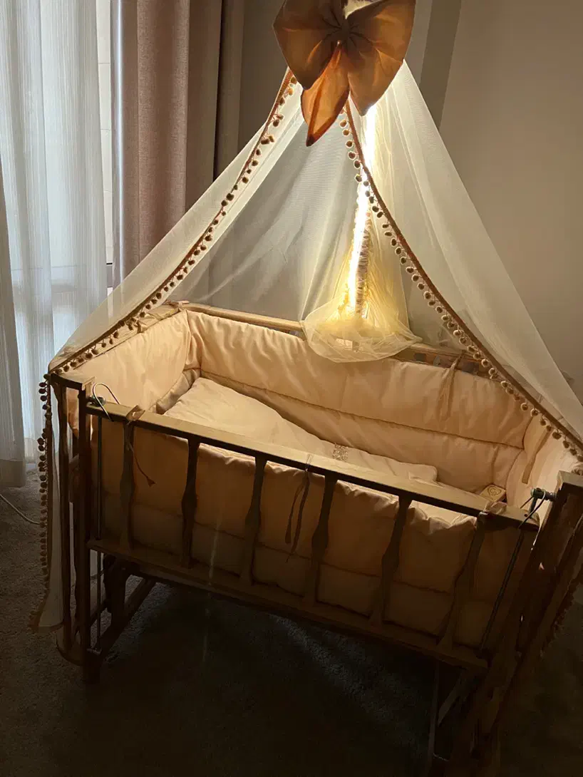 تخت گهواره ای چوبی نوزاد|تخت و صندلی بچه|تهران, افسریه شمالی|دیوار