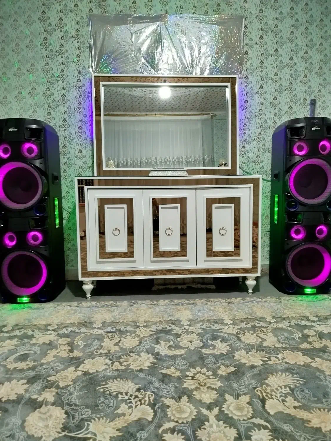 یک جفت باند ویکر y4|سیستم صوتی خانگی|کرمان, |دیوار