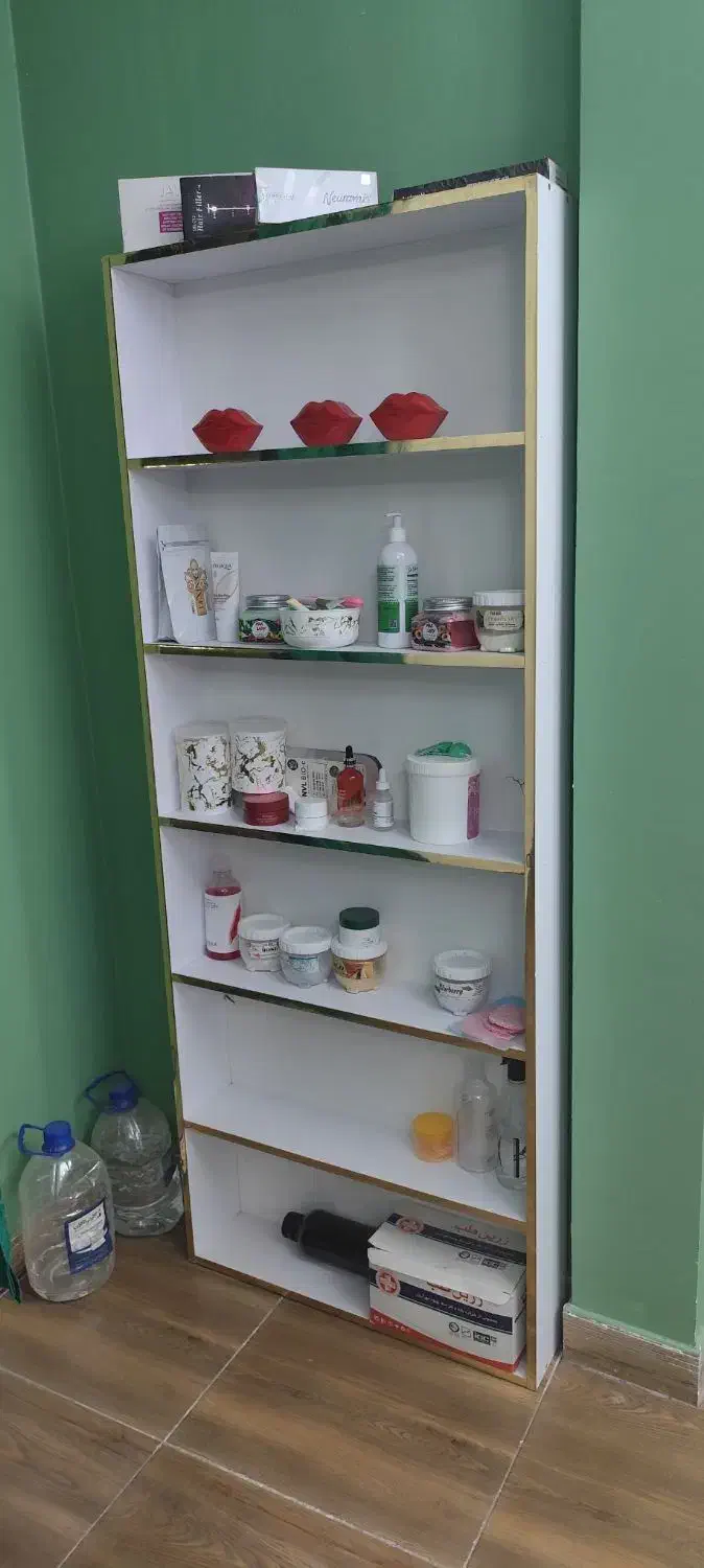 کمد استند صندلی چرخدار گرین وال ترمووال دکور|آرایشگاه و سالن‌های زیبایی|اندیشه, اندیشه فاز ۱|دیوار