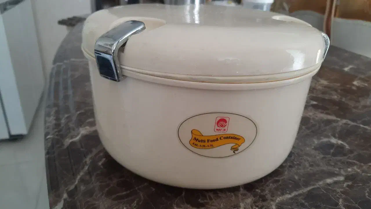 ست ظرف غذاخوری و آبمیوه گیری|آبمیوهگیر و آبمرکباتگیر|تهران, سازمان آب|دیوار