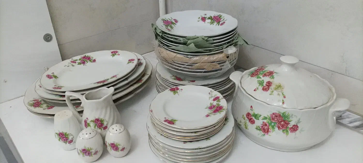 گل سرخ|ظروف سرو و پذیرایی|تبریز, |دیوار