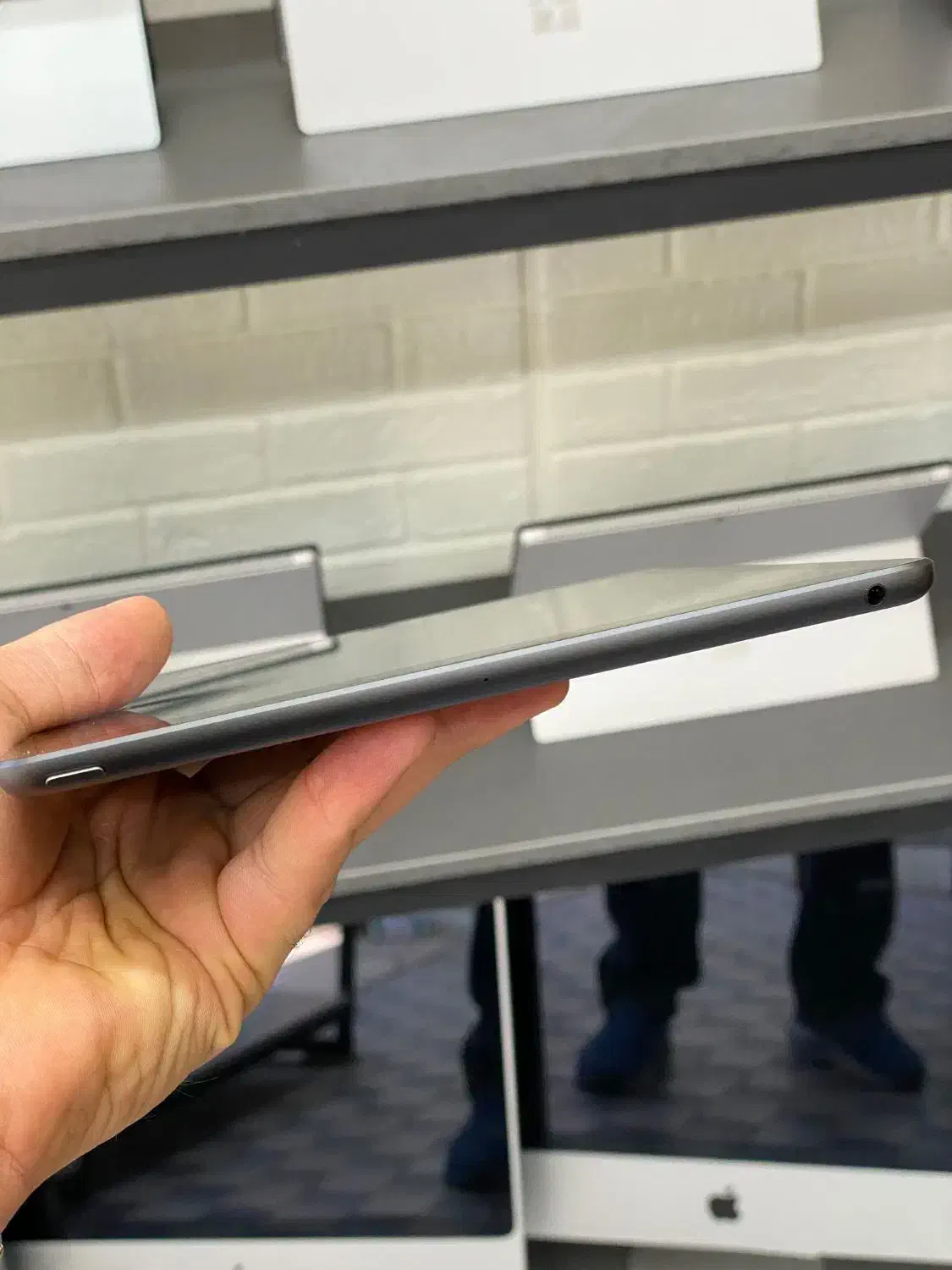 تبلت ایپد نسل ۷ حافظه ۱۲۸ ipad|تبلت|همدان, |دیوار