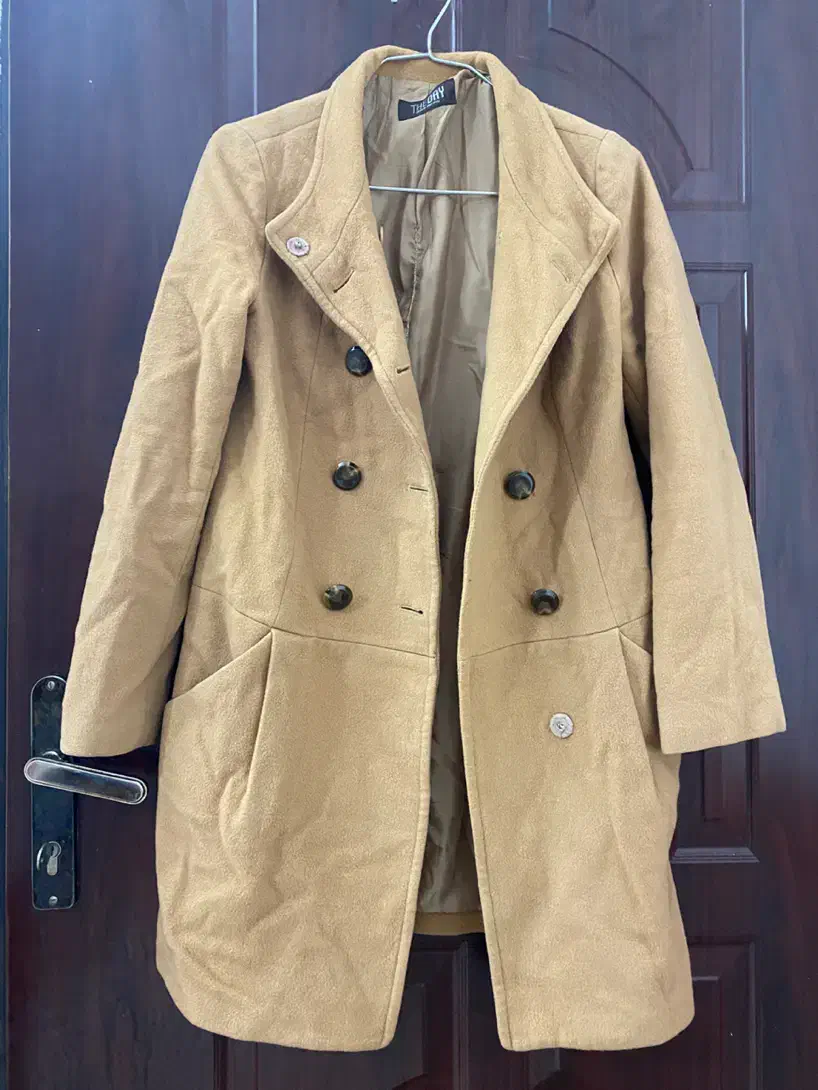 تعدادی پالتو و بارانی|لباس|آزادشهر, |دیوار