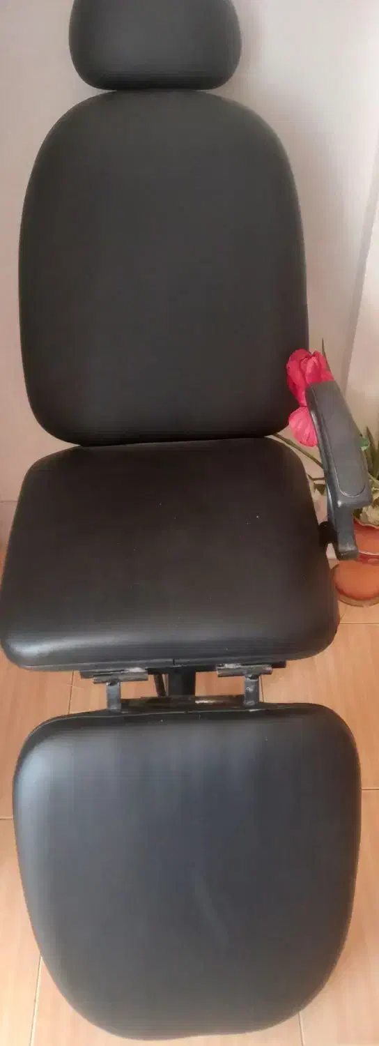 صندلی اصلاح|آرایشگاه و سالنهای زیبایی|گلپایگان, |دیوار