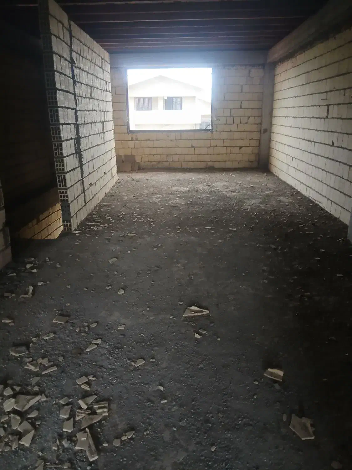 فروش واحد نیمه تعمیر|فروش آپارتمان|املش, |دیوار