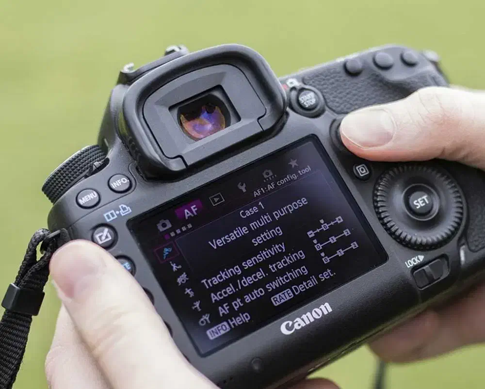دوربین استثنایی canon5D mark vi|دوربین عکاسی و فیلم‌برداری|یزد, |دیوار