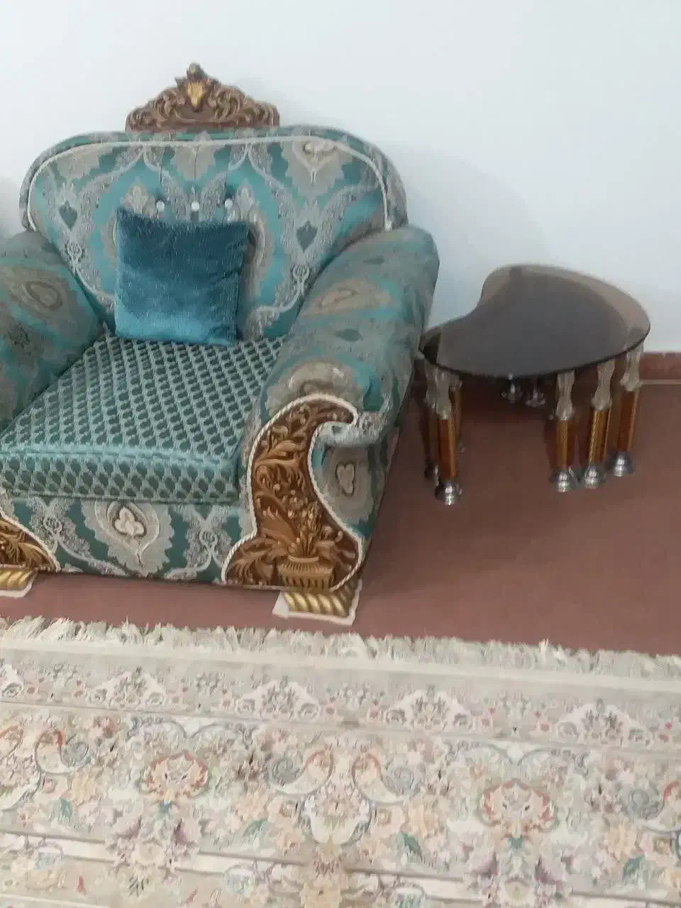 مبل ۷نفره به همراه میز وسط وعسلی|مبلمان خانگی و میز عسلی|آمل, |دیوار