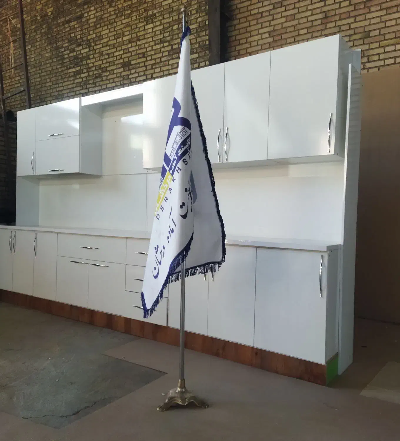 تولیدی کابینت شرکتی درجه یک|مصالح و تجهیزات ساختمان|دهگلان, |دیوار