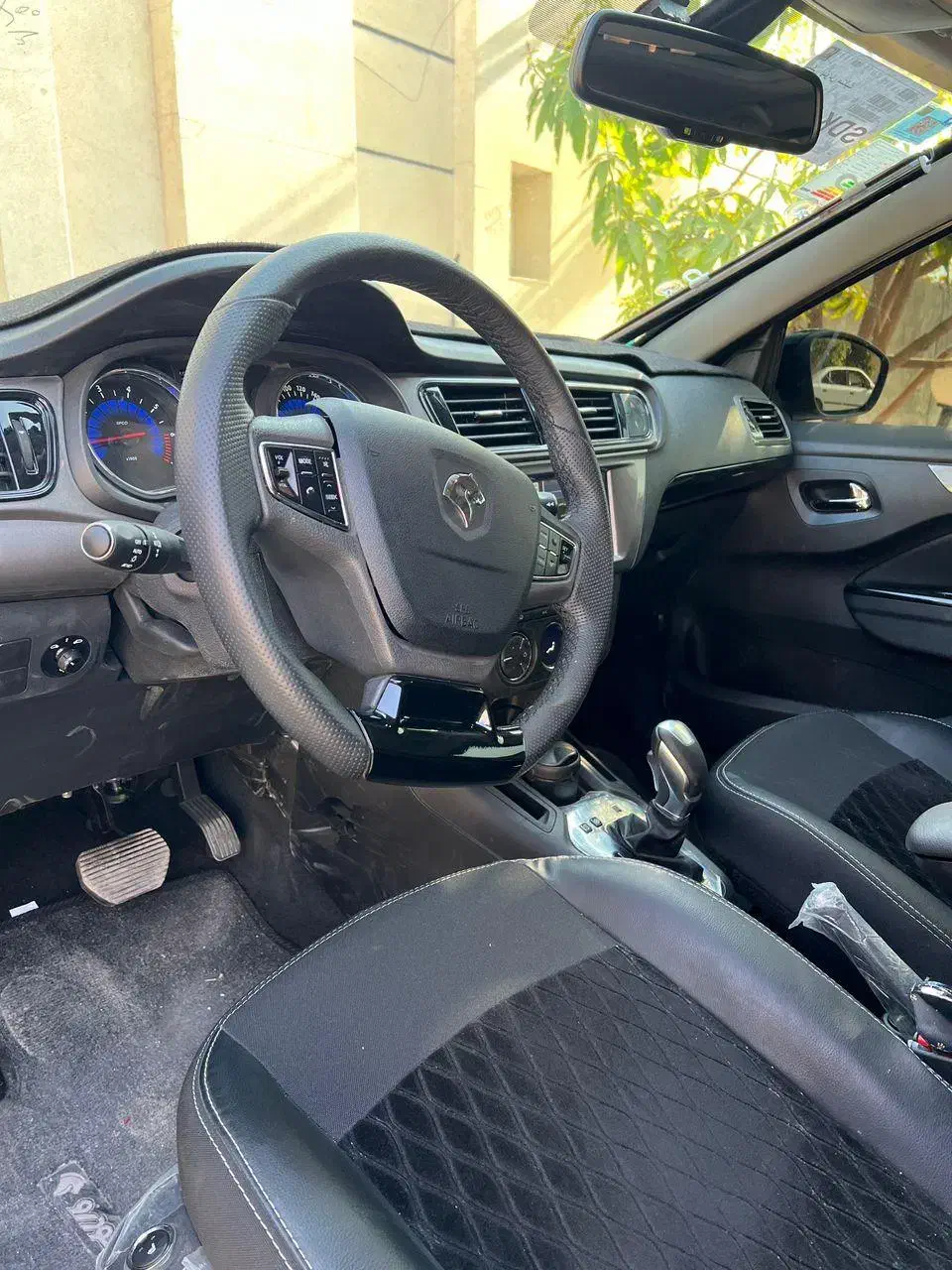 ماشین در حد صفر|خودرو سواری و وانت|شیراز, حومه شیراز|دیوار