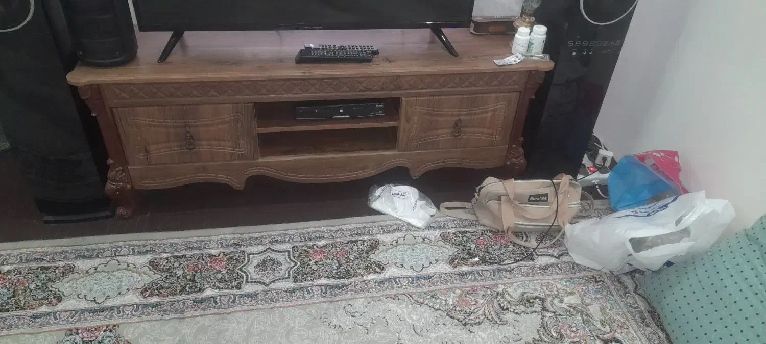 تمام وسایل منزل۵.۵تومن|جاکفشی، کمد، دراور|هشتگرد, شهرک آپادانا|دیوار