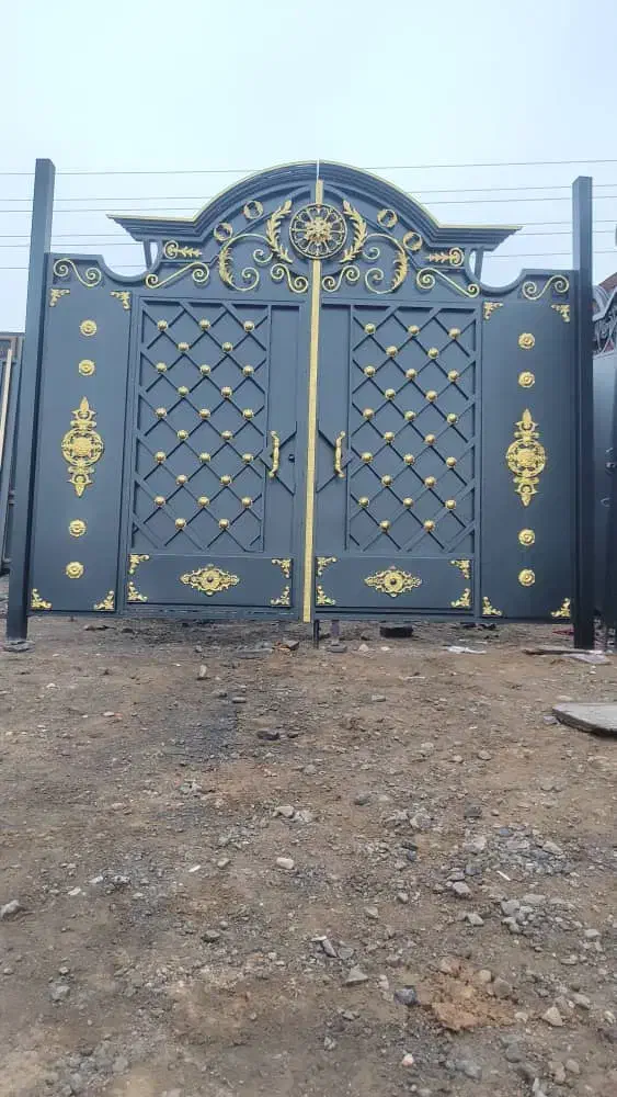 فروش انواع دربهای گاراژ ودرب های چوبی|خدمات پیشه و مهارت|کوهدشت, |دیوار