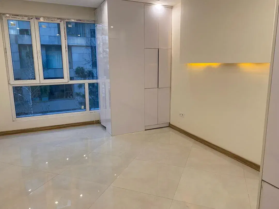 اجاره آپارتمان ۱۸۵ متر ۳خواب نوساز ( فرمانیه شرقی)